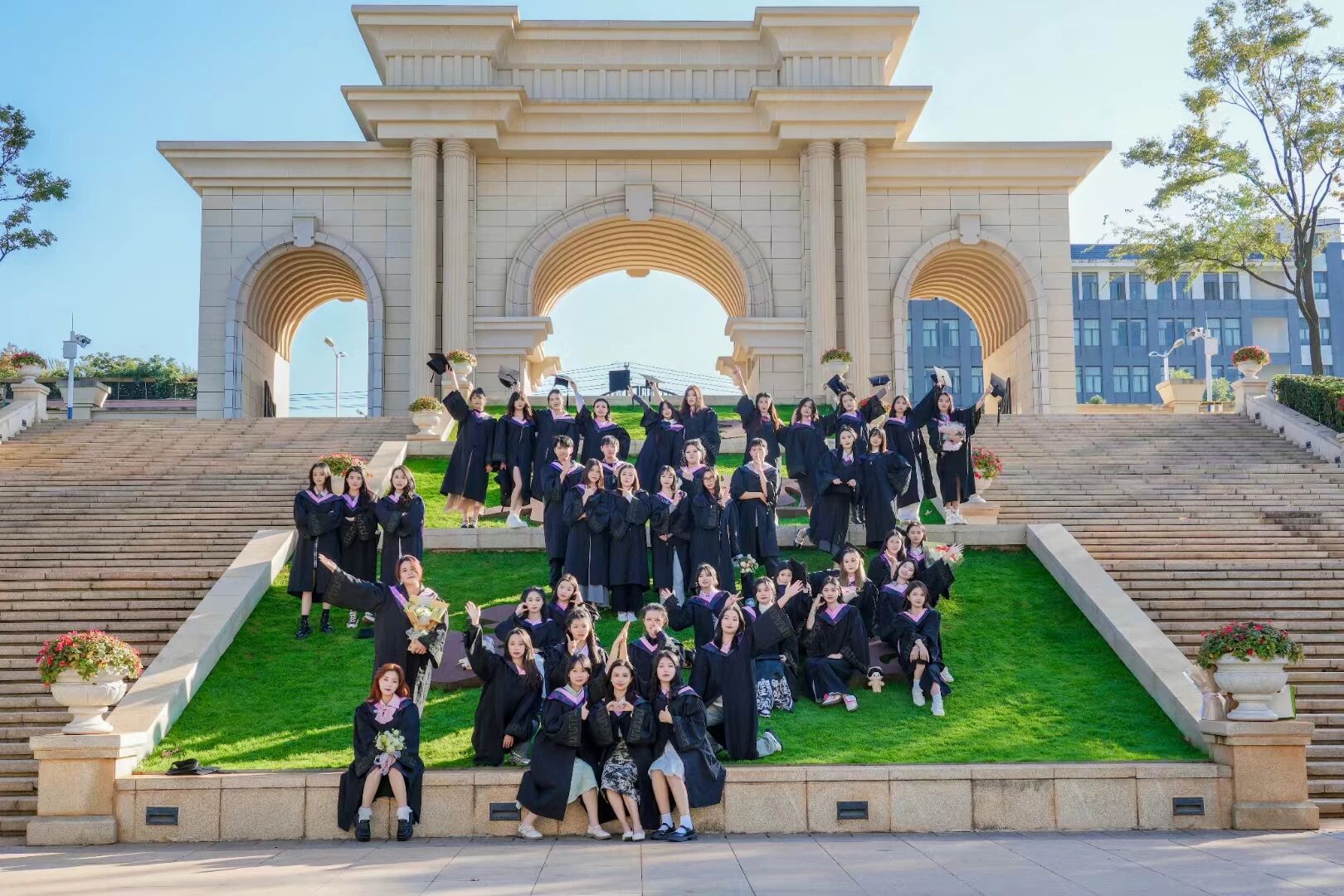 从专升本到世界名校硕士:云南女孩李璐的“逆袭”之路